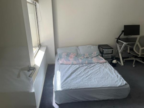 Modern Apartment in Melbourne CBD